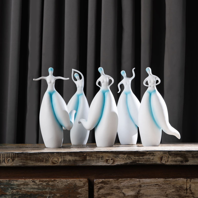 Dancing Dolls